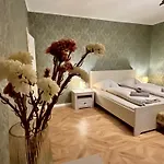 Apartments Zámoček Staré časy Apartmán Poprad