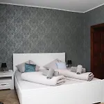 Zamocek Stare Casy * Poprad