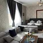 Zamocek Stare Casy Apartament *